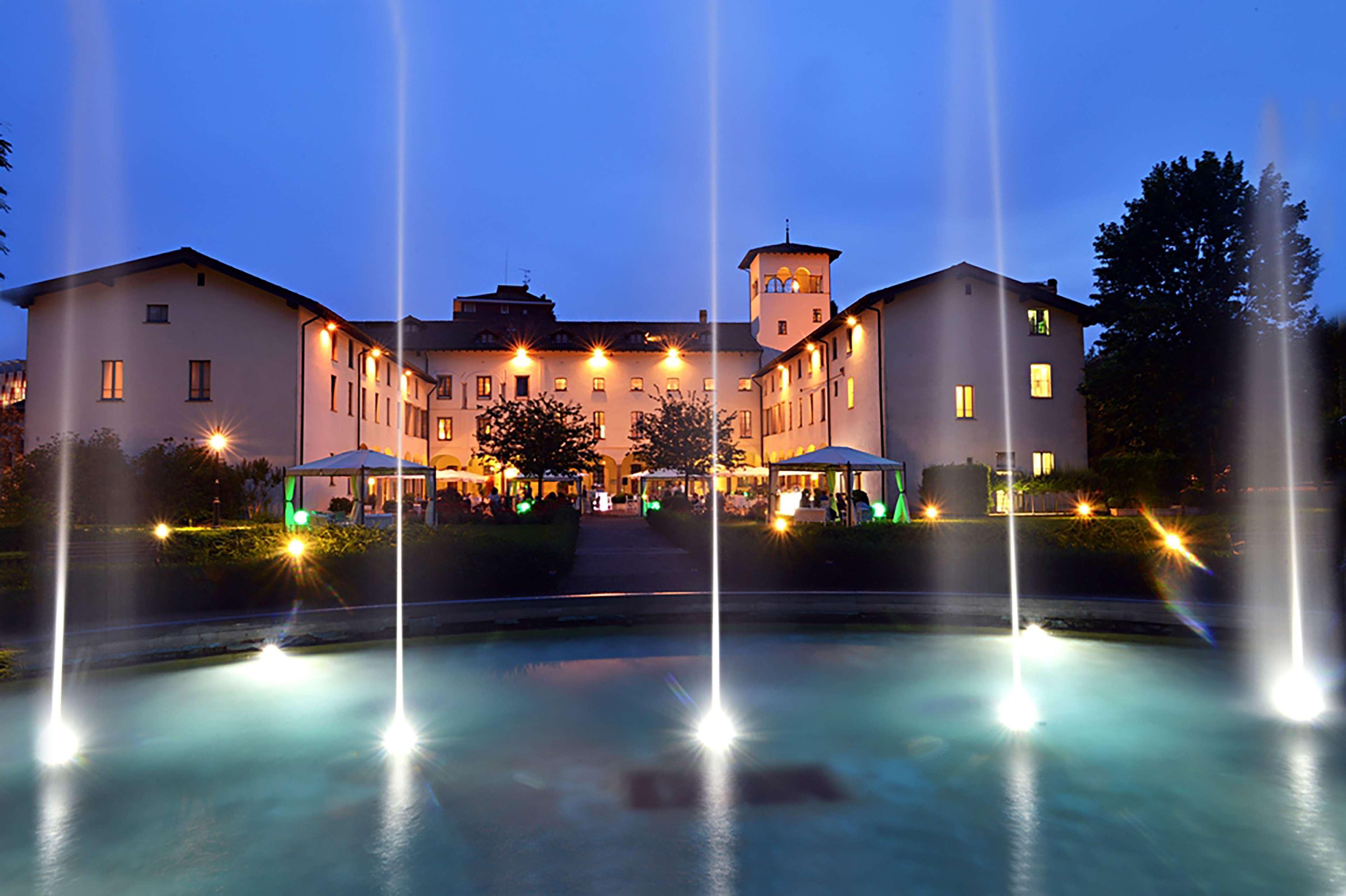 Grand Hotel Villa Torretta, Curio Collection By Hilton Sesto San Giovanni Exterior photo