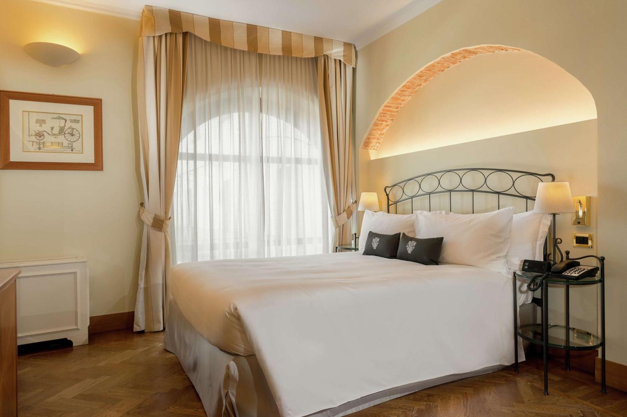 Grand Hotel Villa Torretta, Curio Collection By Hilton Sesto San Giovanni Exterior photo